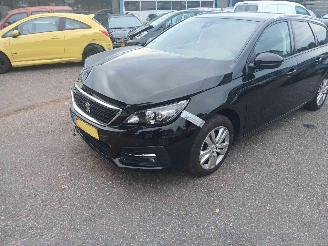 Peugeot 308 308 SW (L4/L9/LC/LJ/LR) Combi 5-drs 1.2 12V e-THP PureTech 110 (EB2ADT(HNP)) [81kW] picture 7
