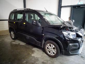 Coche siniestrado Peugeot Rifter 1.5 HDI 2019/3