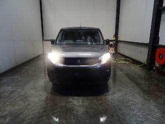 Sloopauto Peugeot Partner 1.5 HDI 2021/3