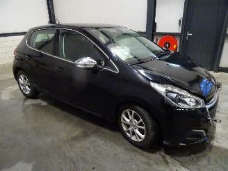 Dezmembrări autoturisme Peugeot 208 1.2 THP 2018/4