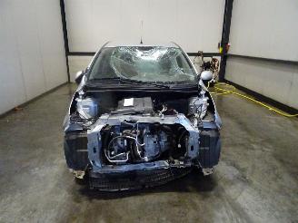 Peugeot 107 1.0 picture 4