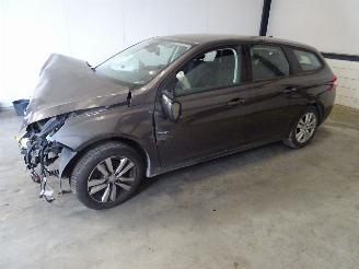 disassembly passenger cars Peugeot 308 1.6 HDI 2016/1