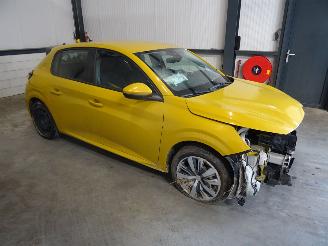 Purkuautot passenger cars Peugeot 208 1.2 THP AUTOMAAT 2020/5