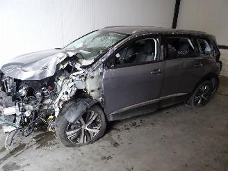 Peugeot 5008 1.2 THP picture 3