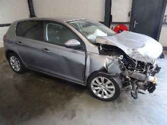 Purkuautot passenger cars Peugeot 308 1.2 THP 2018/4