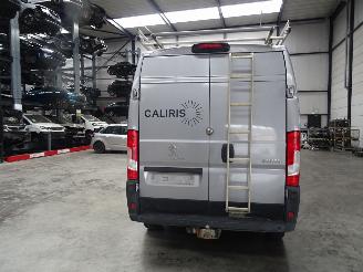 Peugeot Boxer 2.2 HDI picture 2
