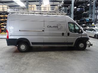 Vrakbiler auto Peugeot Boxer 2.2 HDI 2020/3