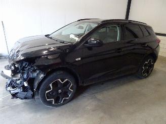 Vrakbiler auto Opel Grandland 1.2 TURBO 2024/2