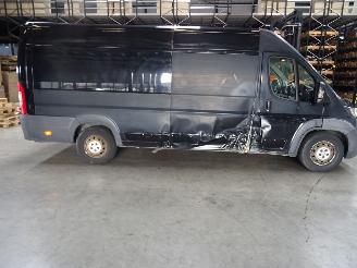 Peugeot Boxer 2.0 HDI picture 4