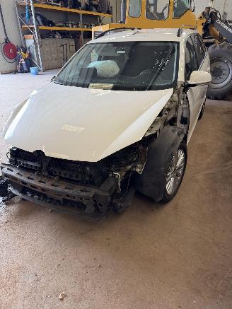 Auto da rottamare Volkswagen Golf Variant 1.6 TDI dsg 2011/1