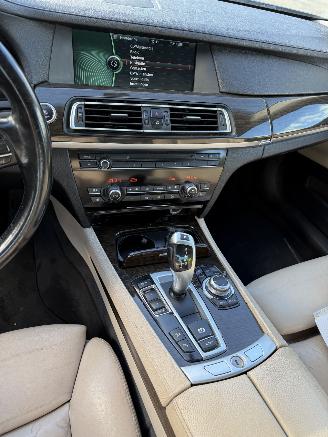 BMW 7-serie 730D picture 6