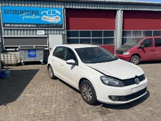 Vrakbiler auto Volkswagen Golf Golf VI (5K1), Hatchback, 2008 / 2013 1.2 TSI BlueMotion 2013/2