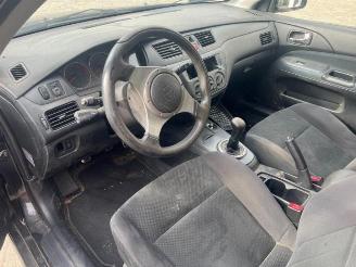 Mitsubishi Lancer  picture 4