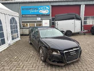 Vrakbiler auto Audi A3 A3 Sportback (8PA), Hatchback 5-drs, 2004 / 2013 1.6 TDI 16V 2010/11