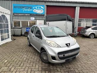 Purkuautot passenger cars Peugeot 107 107, Hatchback, 2005 / 2014 1.0 12V 2010/9