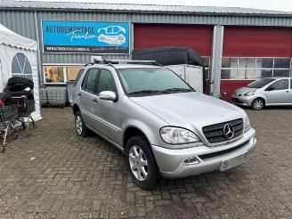 Auto da rottamare Mercedes ML ML I (163), SUV, 1998 / 2005 270 2.7 CDI 20V 2001/11