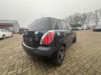 Kia Rio Rio II (DE), Hatchback, 2005 / 2011 1.4 16V picture 7