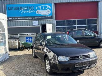 Salvage car Volkswagen Golf Golf IV (1J1), Hatchback, 1997 / 2005 1.6 16V 2002/9