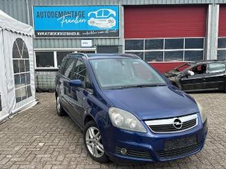 demontáž osobní automobily Opel Zafira Zafira (M75), MPV, 2005 / 2015 2.2 16V Direct Ecotec 2006/11