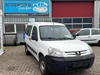 Salvage car Peugeot Partner Partner Combispace, MPV, 1996 / 2015 1.6 HDI 75 2006/2