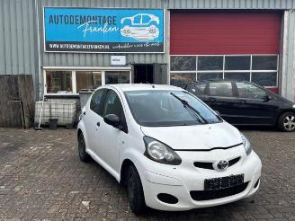 Dezmembrări autoturisme Toyota Aygo Aygo (B10), Hatchback, 2005 / 2014 1.0 12V VVT-i 2011/2