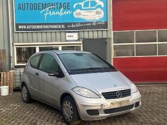 Vrakbiler auto Mercedes A-klasse A (W169), Hatchback, 2004 / 2012 1.5 A-150 3-Drs. 2005/6