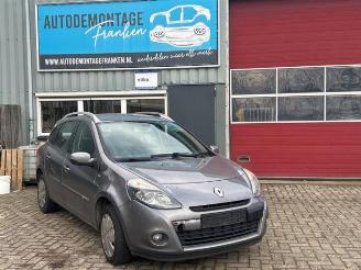 rozbiórka samochody osobowe Renault Clio Clio III Estate/Grandtour (KR), Combi, 2007 / 2014 1.5 dCi FAP 2012/6