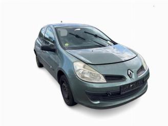 Dezmembrări autoturisme Renault Clio Clio III (BR/CR), Hatchback, 2005 / 2014 1.2 16V 75 2007/11