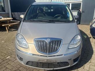 Lancia Musa Musa, MPV, 2004 / 2012 1.4 16V picture 2