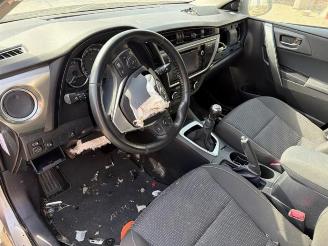 Toyota Auris Auris (E18), Hatchback 5-drs, 2012 / 2019 1.3 VVT-I 16V picture 4