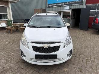 Chevrolet Spark Spark (M300), Hatchback, 2010 1.0 16V Bifuel picture 2