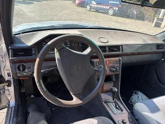 Mercedes MB E Combi diesel (S124), Combi, 1984 / 1996 3.0 E-300D 24V picture 4