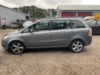 Opel Zafira Zafira (M75), MPV, 2005 / 2015 2.2 16V Direct Ecotec picture 3