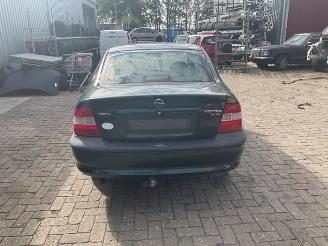 Opel Vectra Vectra B (36), Sedan, 1995 / 2002 1.6 16V Ecotec picture 4