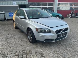 Coche siniestrado Volvo S-40  2006/1