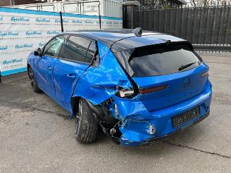 Opel Astra 1.2 Turbo Elegance picture 4