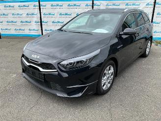 Schadeauto Kia Ceed 1.5 Sportswagon 2025/5