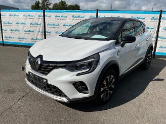 Auto incidentate Renault Captur Techno 2023/7