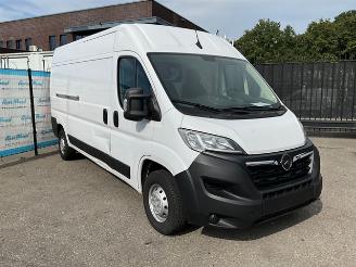 Opel Movano 2.2 L3H2 picture 2