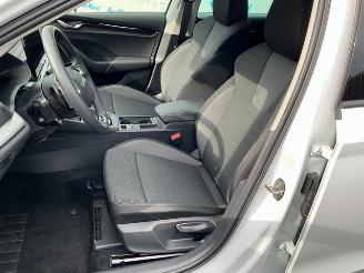 Skoda Octavia 1.5 TSi Combi picture 6