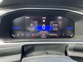 Volkswagen T-Roc 1.5 TSi picture 17