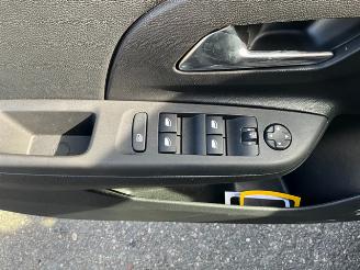 Opel Corsa 1.2 Turbo GS picture 13