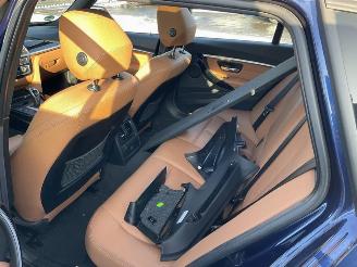 BMW 3-serie 320 320i Executive picture 17