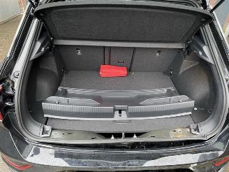 Volkswagen T-Roc Goal picture 7