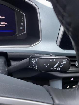 Volkswagen T-Roc Goal picture 24