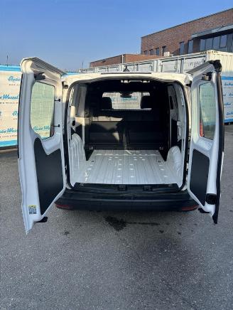 Volkswagen Caddy Cargo 2.0 TDI (75kW) Airco picture 6