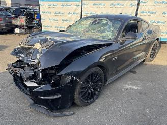 Damaged car Ford Mustang GT Fastback 5.0 2022/7