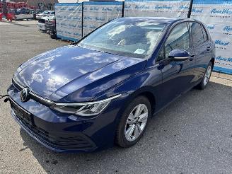 Vaurioauto  passenger cars Volkswagen Golf Life 1.5 (96kW) 2020/7