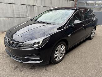 Avarii autoturisme Opel Astra Sportstourer 1.2 Turbo Business Start/Stop MOTOR DEFECT! 2020/12
