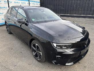 Voiture accidenté Opel Astra Sports Tourer GS Hybrid (107kW) eDCT Automatik Pano 2025/6